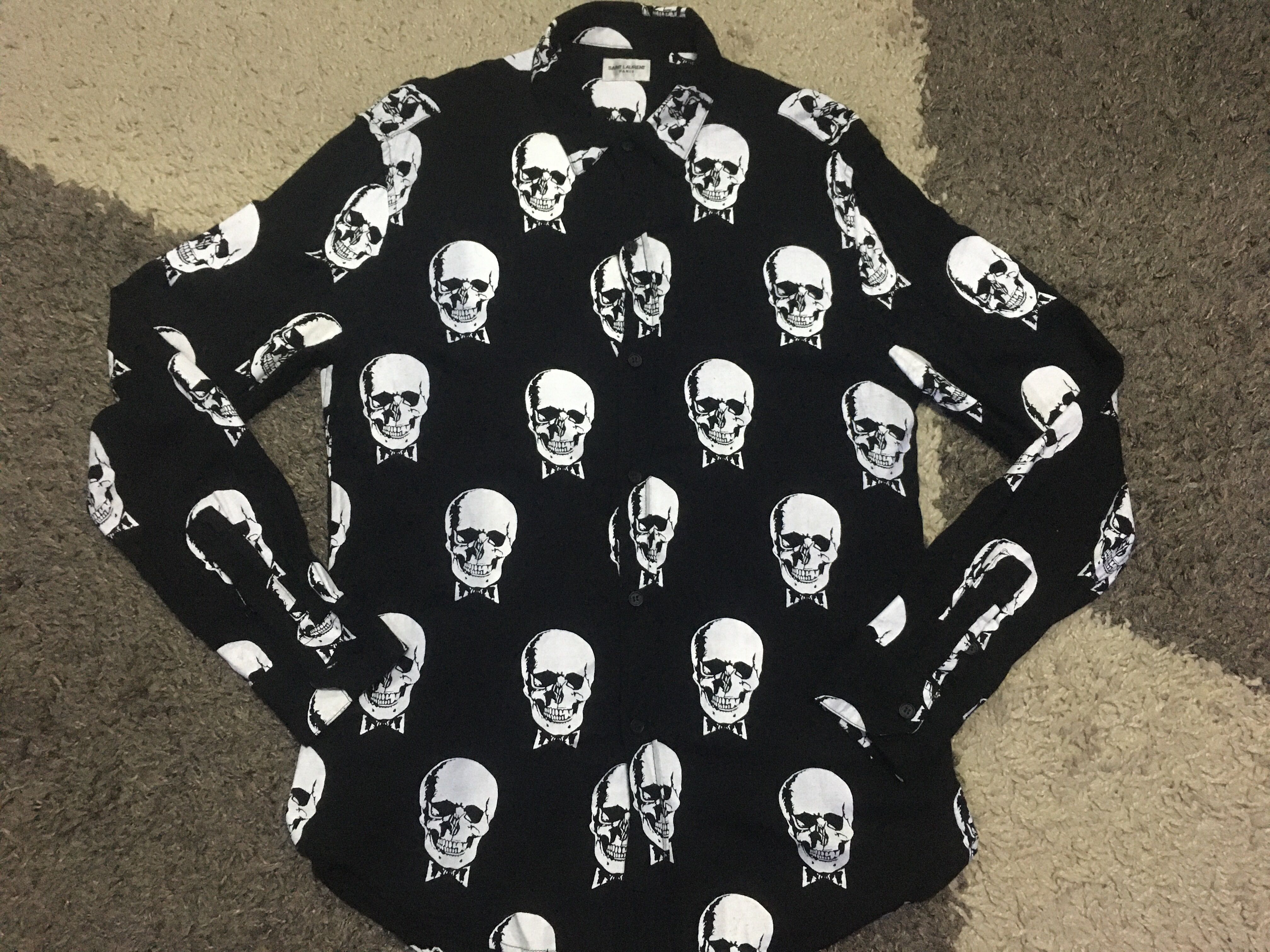Saint laurent skull t shirt hot sale