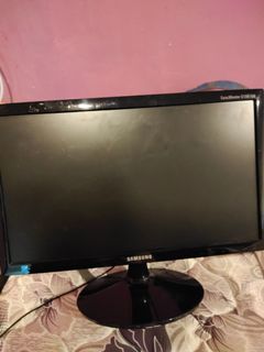 (Category: ) located in . Submitted by ngangeraou617 (Listing ID 1018890688, Image 1). Description: .