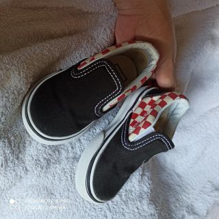 shoes like vans slip ons