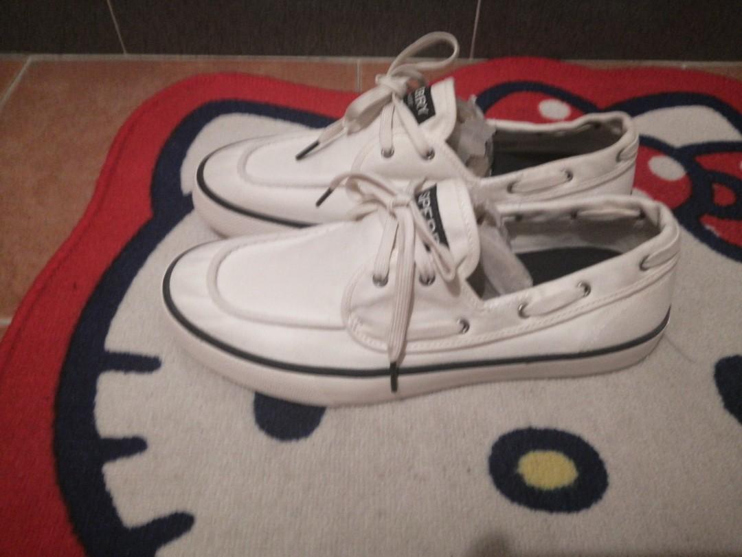 Sperry男裝波鞋以上產品滿2件半價 男裝 男裝鞋 Carousell