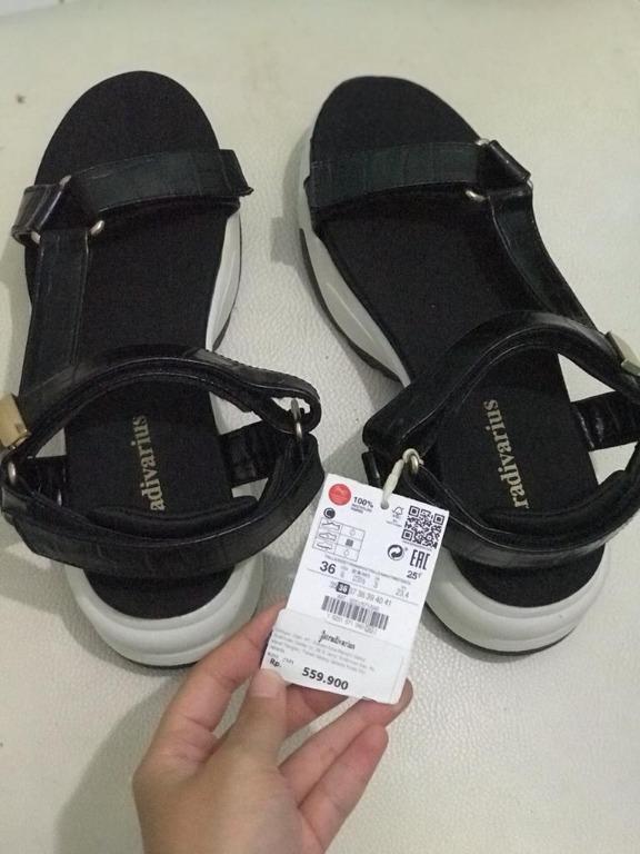 Stradivarius Sandal Fesyen Wanita Sepatu di Carousell