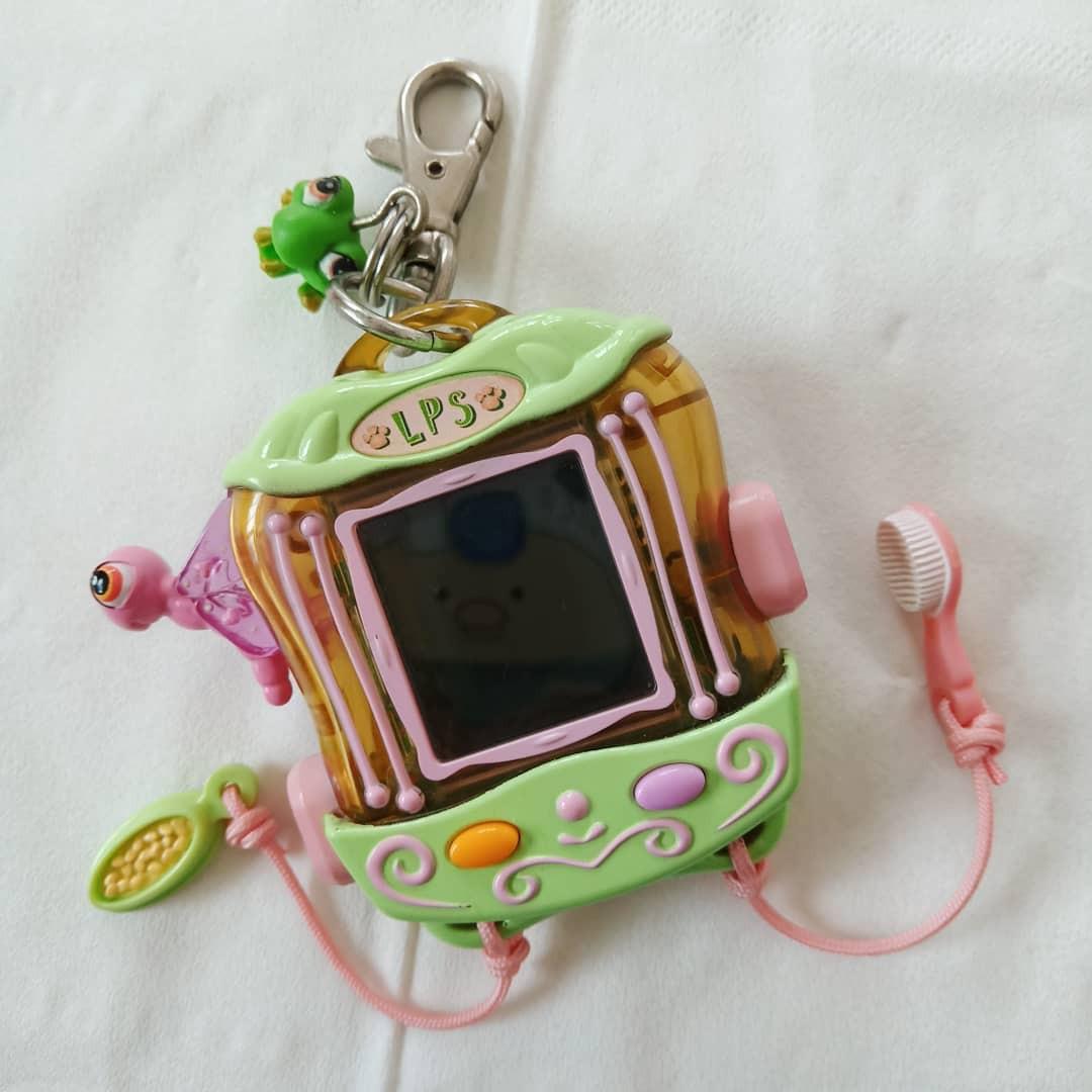 Tamagotchi littlest pet shop, Toys & Collectibles, Mainan di Carousell