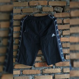 (Kategori: ) berada di . Dikirim oleh secondclothesx (ID iklan 1018930101, Gambar 1). Deskripsi: .