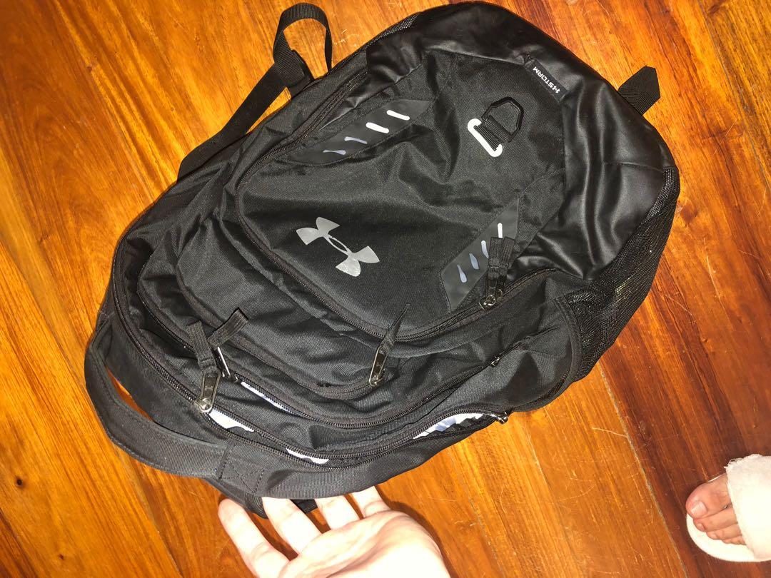 Underarmour backpack (Category: Backpacks) located in Del Monte. Submitted by denzell_ong (Listing ID 1018981180, Image 2). Description: message for more inquiries :).
