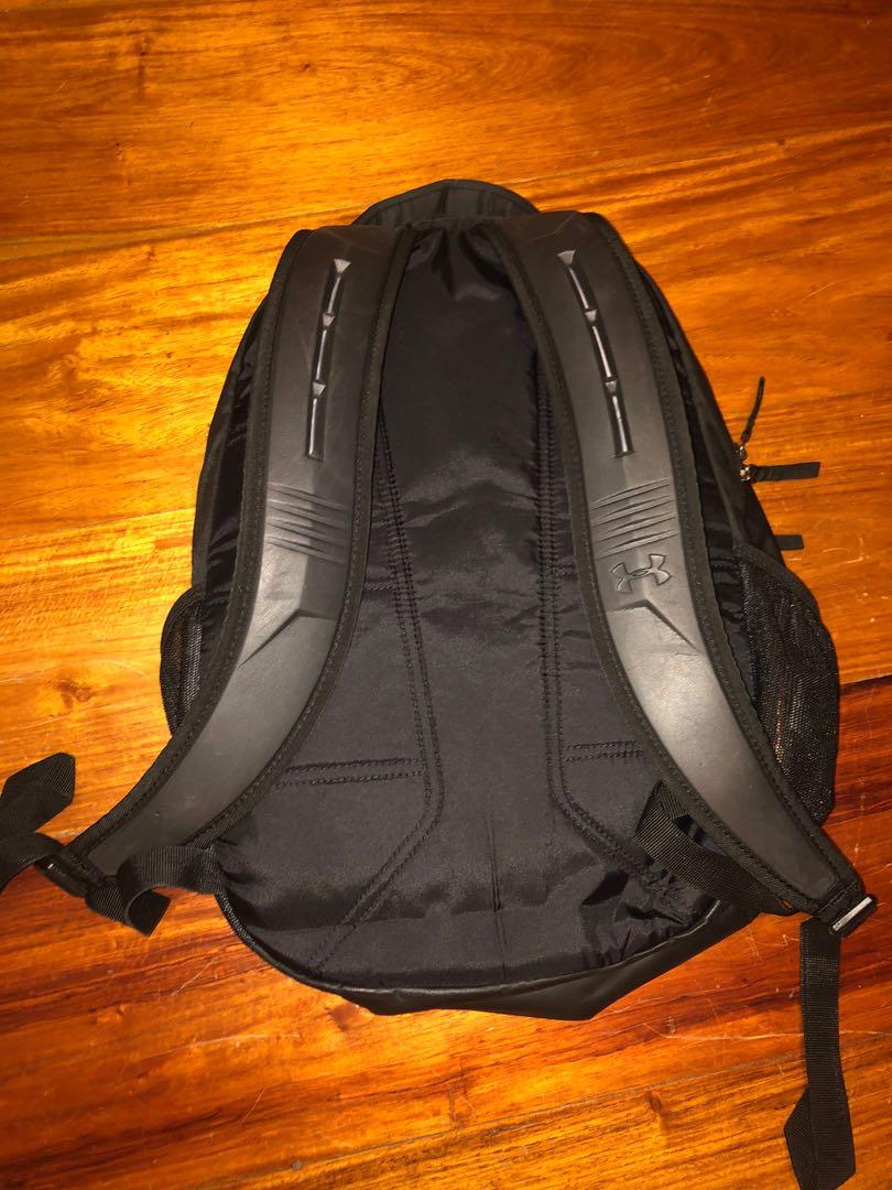 Underarmour backpack (Category: Backpacks) located in Del Monte. Submitted by denzell_ong (Listing ID 1018981180, Image 3). Description: message for more inquiries :).