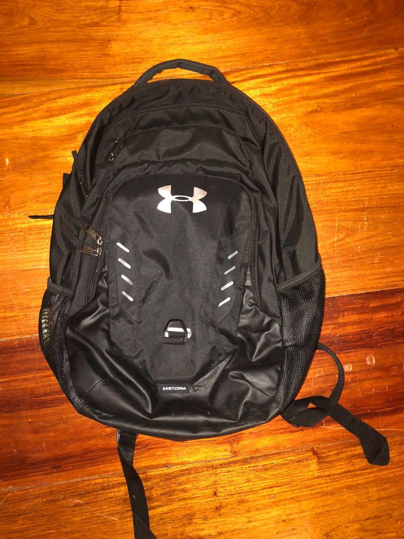Underarmour backpack (Category: Backpacks) located in Del Monte. Submitted by denzell_ong (Listing ID 1018981180, Image 1). Description: message for more inquiries :).