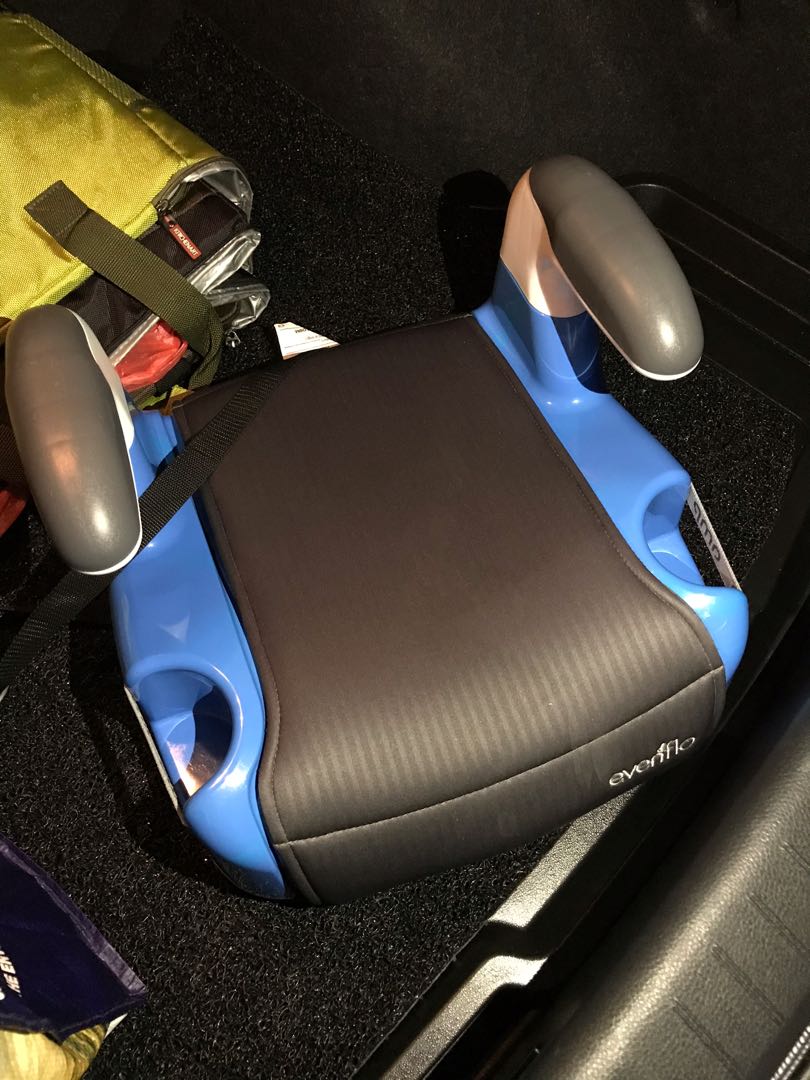 Used Child car seat for sales 30, Car Accessories, Accessories on