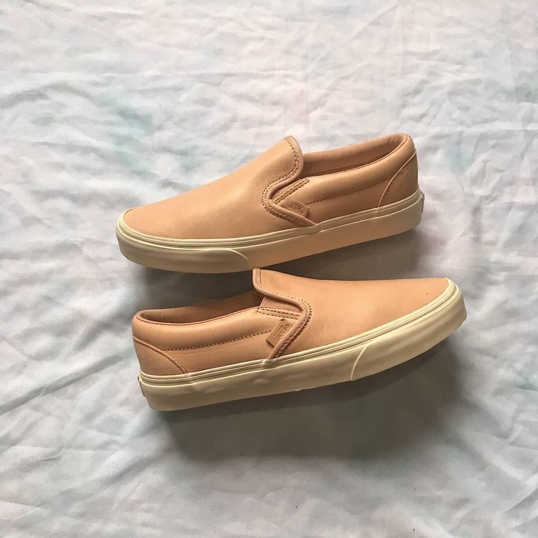 Vans Classic Slip On Veggie Tan Leather Original Fesyen Pria Sepatu Sandal Di Carousell