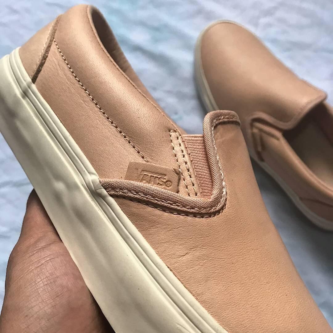 Vans Classic Slip On Veggie Tan Leather Original Fesyen Pria Sepatu Sandal Di Carousell
