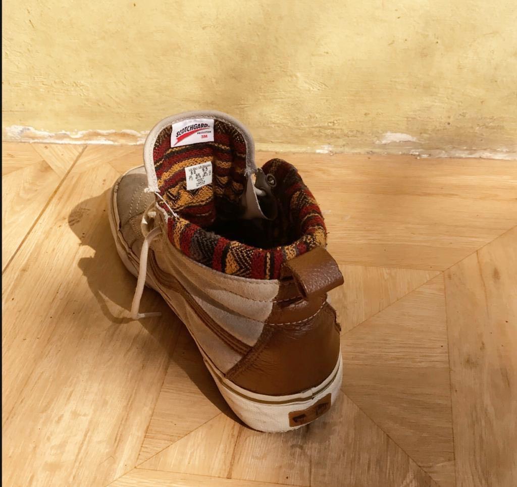 Vans mte knit geo tan top