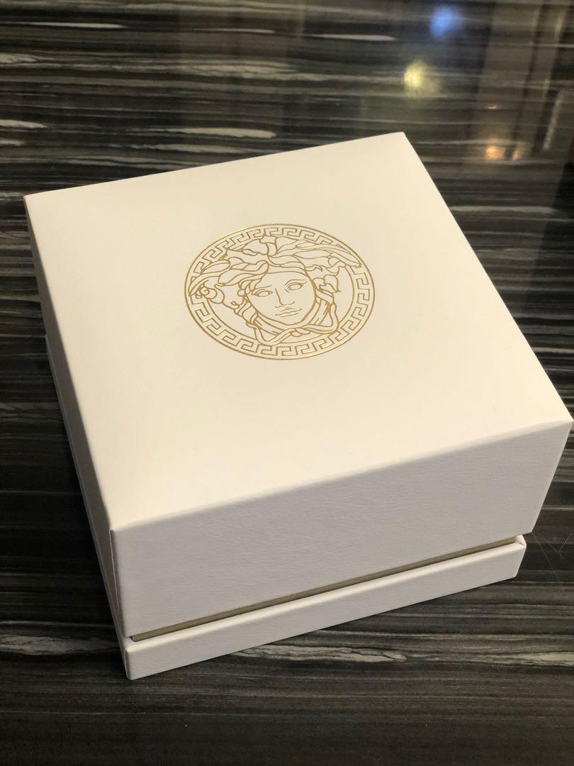 Versace盒 Versace Box Versace Watch Box Versace錶盒 范思哲 凡賽思 手錶盒, 名牌, 手錶 Carousell