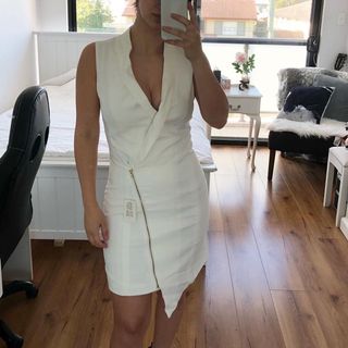 (Category: ) located in . Submitted by onlyonsaturdays (Listing ID 1018896919, Image 1). Description: .