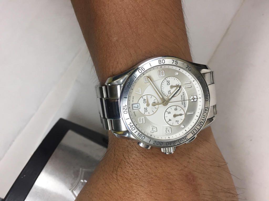 Victorinox Chrono Classic XLS OriginalSmooth Men s Fashion