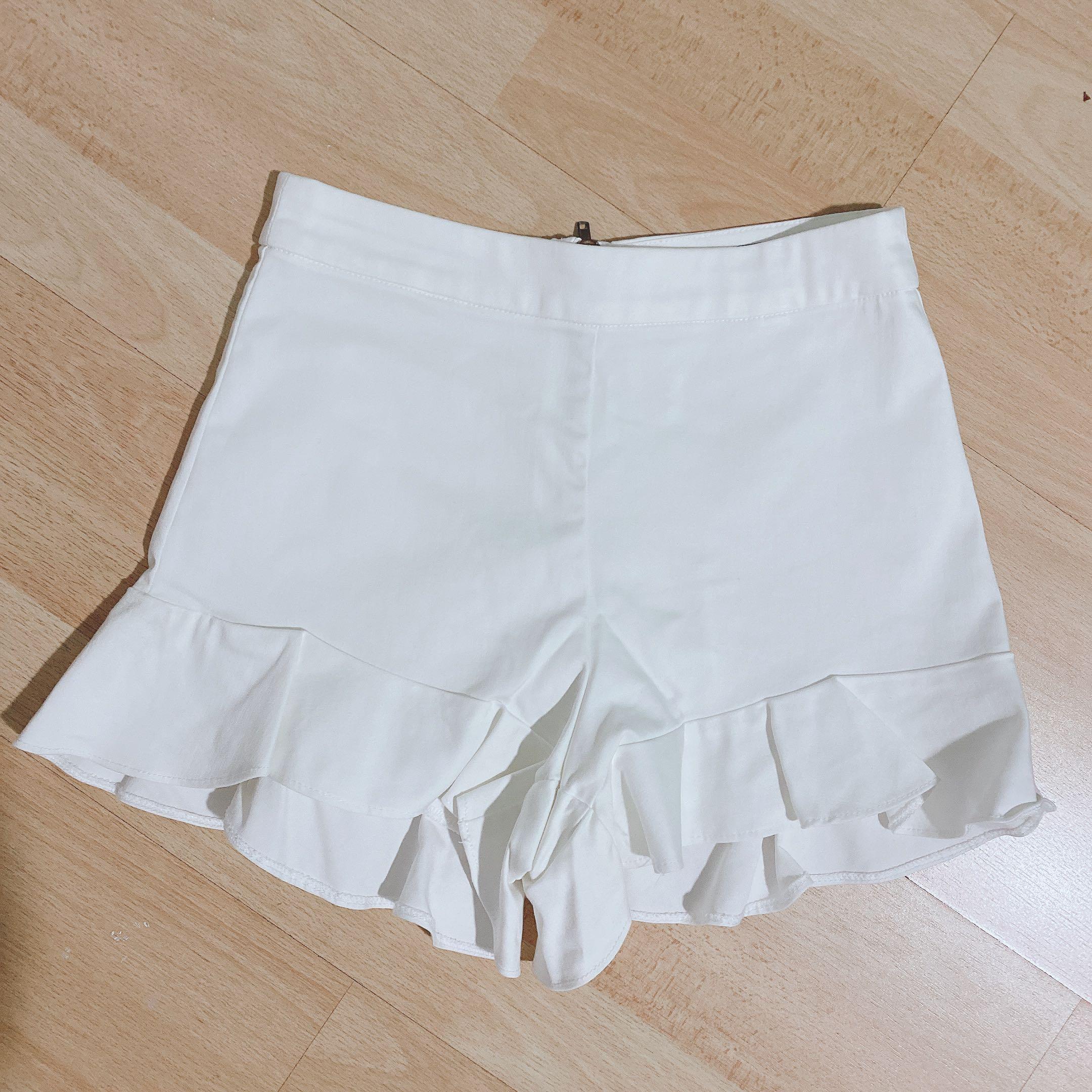 zara white ruffle shorts