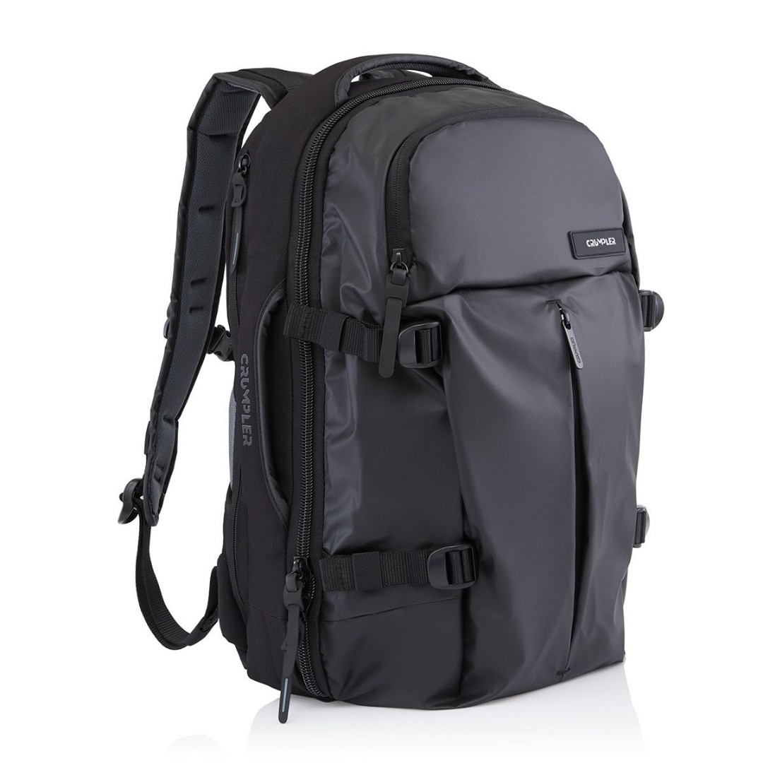 Crumpler Zero Border Backpack Brand New with Tags Men s Fashion