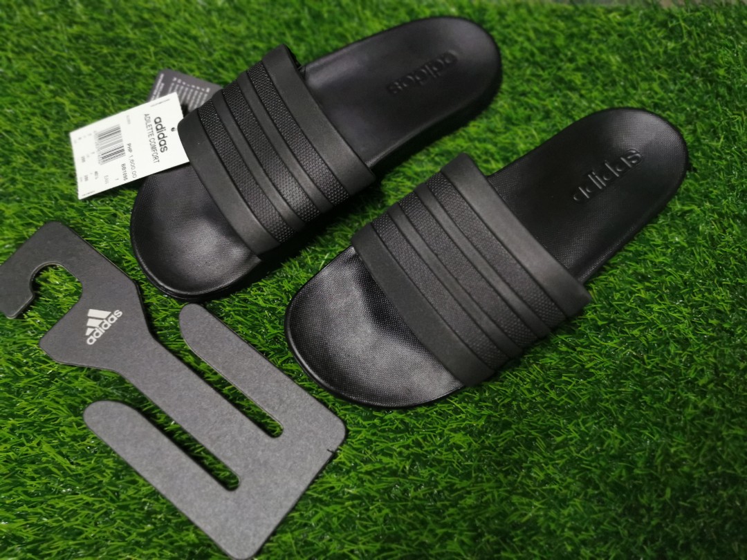 Adidas Adilette Comfort triple black