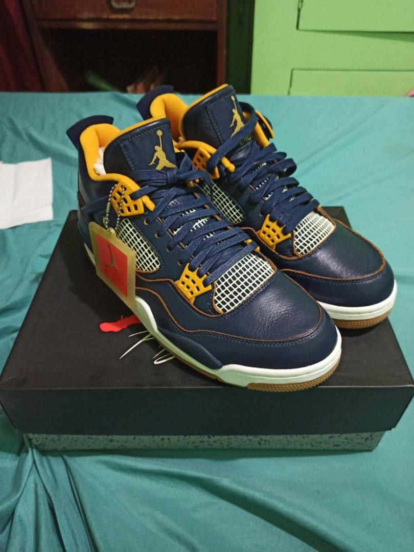 aj4 dunk from above
