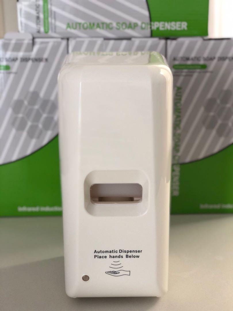 Automatic alcohol dispenser (Category: Other Assistive Aids) located in Pateros City. Submitted by engvc (Listing ID 1019076216, Image 1). Description: 1000ml Wall mounted Alcohol spray / soap Ac/dc operated (adapter not included) 4 x AA battery ( not included) Contactless On hand!! Available for bulk orders!.