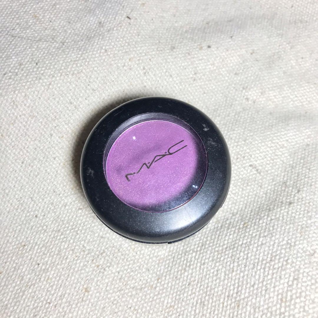 Beresinmakeup Mac Single Eye Shadow Shade Creme De Violet Frost No Box Never Used Kesehatan Kecantikan Rias Wajah Di Carousell