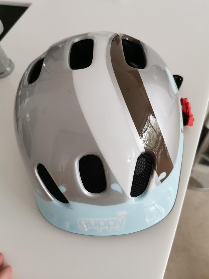 44cm bike helmet