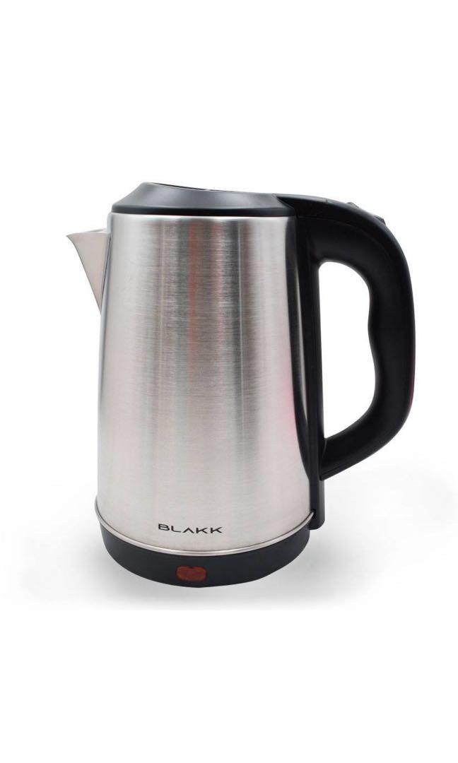 Blakk Electric Kettle (Category: Kettles & Airpots) located in Pasay City. Submitted by ayinong168 (Listing ID 1019205715, Image 3). Description: 2.3Litre capacity, 360 revolving turntable base, 1500watts, stainless steel, concealed heating element item is brand new, pm for inquiries.