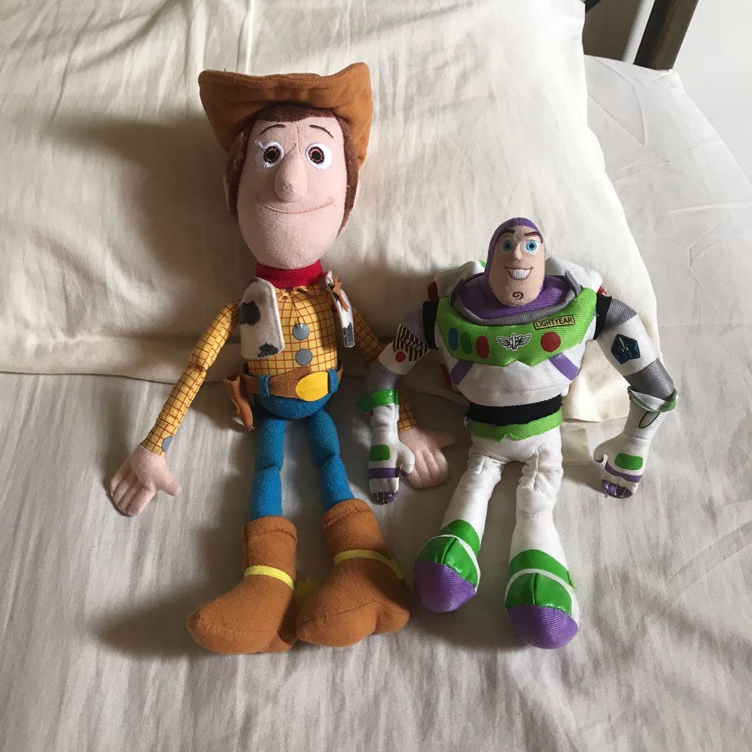 andy y buzz lightyear