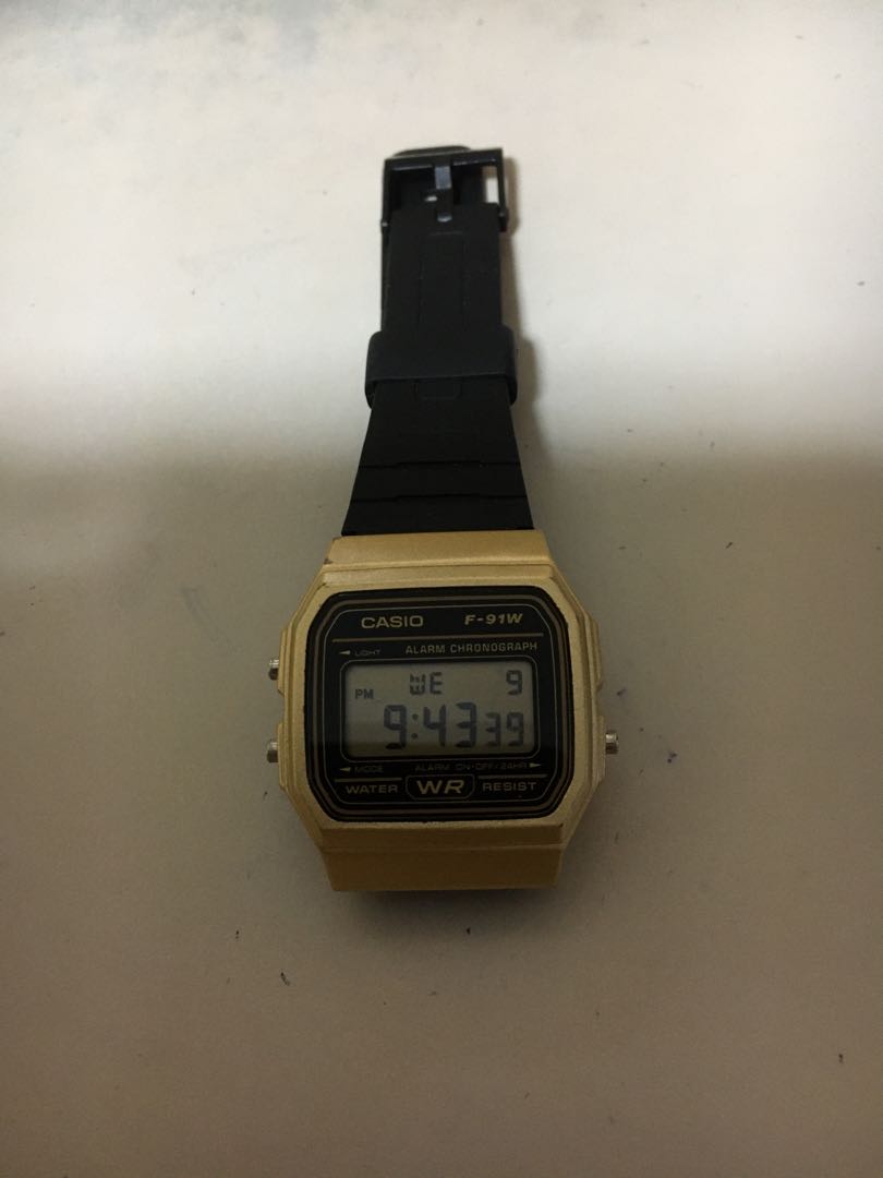 Casio F-91W Vintage Watch, Luxury, Watches on Carousell
