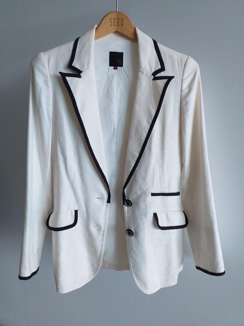 White top vintage blazer