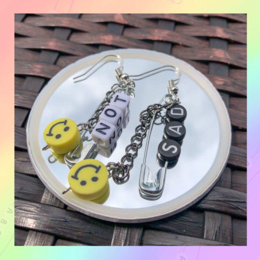 Safety pin top bead earrings