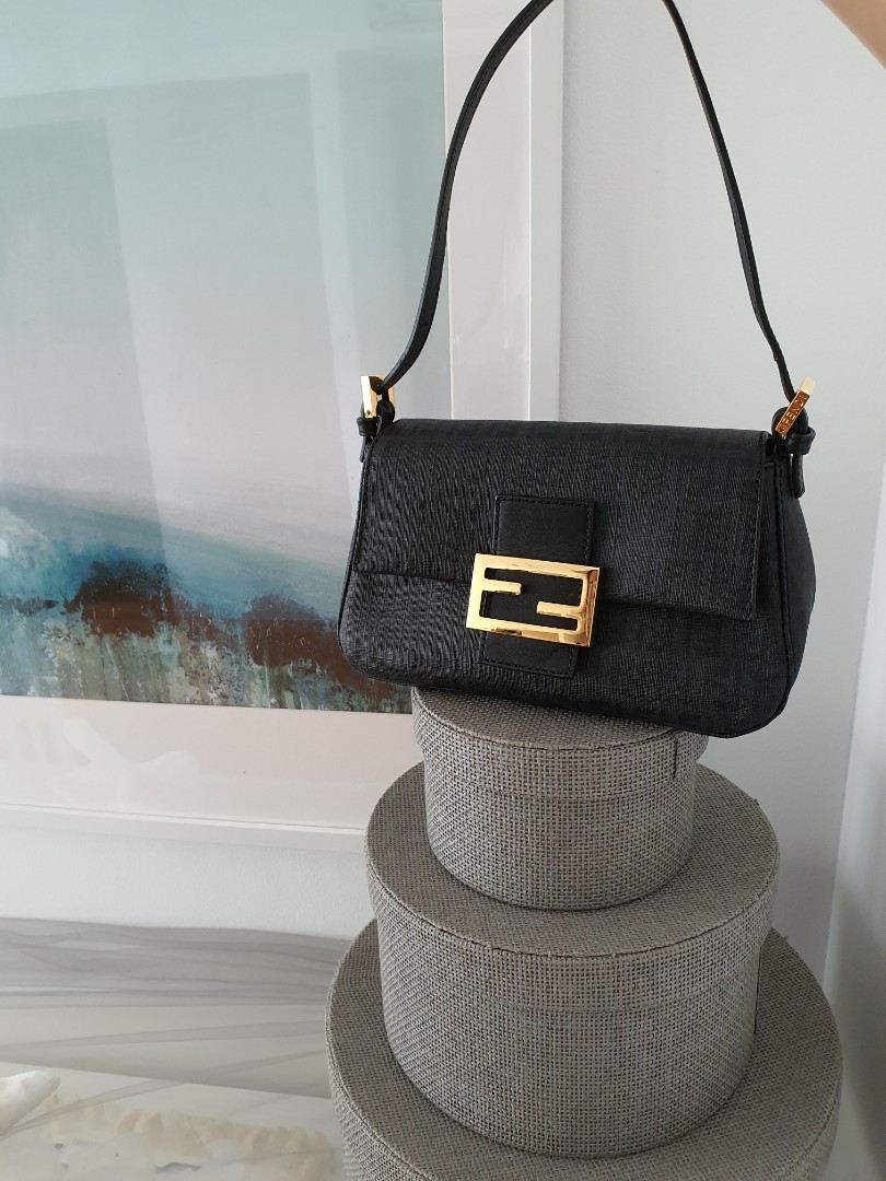 Fendi mini outlet mama bag