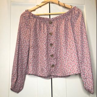 (Category: ) located in . Submitted by thrift_bynoah (Listing ID 1019226522, Image 1). Description: .