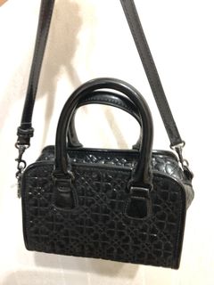 （分類：）位於 。 由 tauruslwy 提交（商品編號 1019277104，圖片 1）。簡介： 。