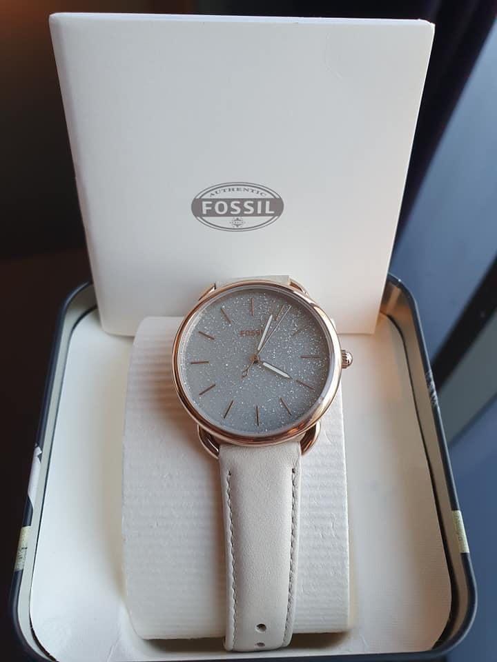 Fossil white leather watch discount