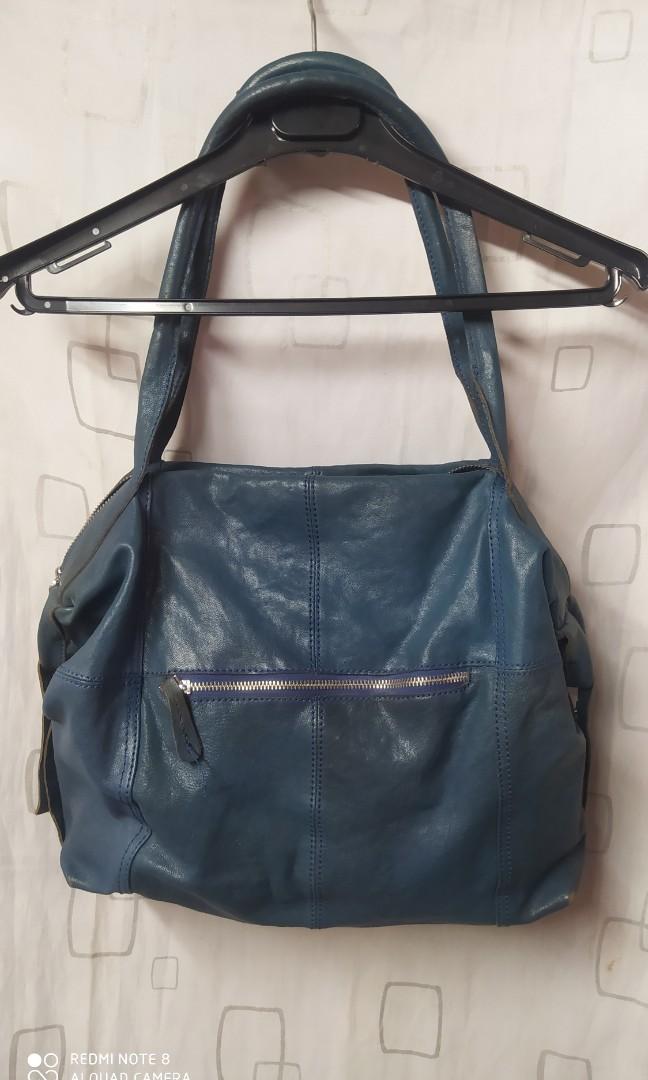 FX Creations Bag shoulder bag (Category: Luxury Bags & Wallets) located in Taguig. Submitted by krsmycollections (Listing ID 1019105124, Image 3). Description: .