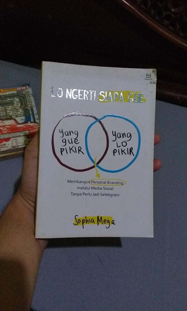 Lo Ngerti Siapa Gue Buku Alat Tulis Buku Di Carousell