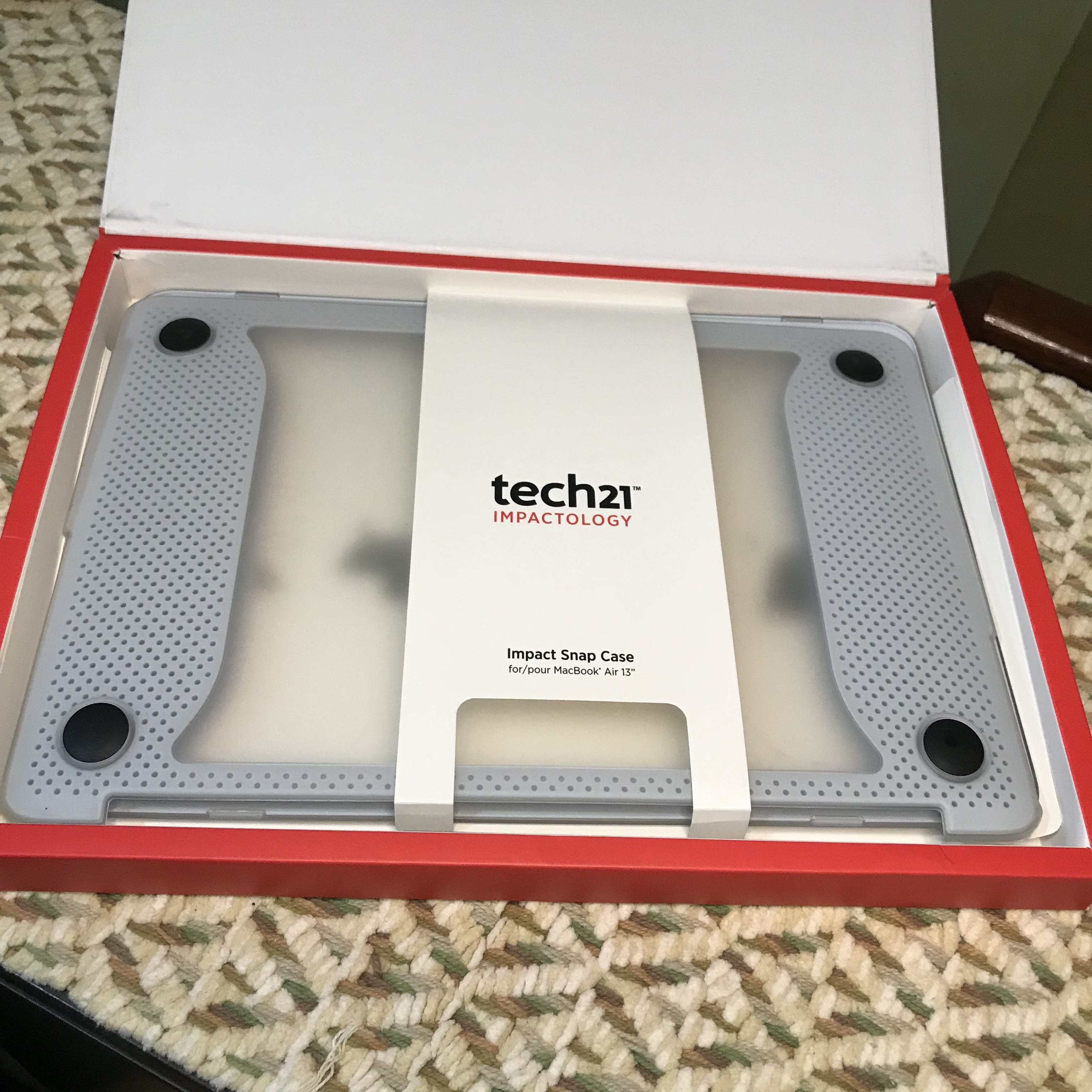 tech21 macbook pro 13 case