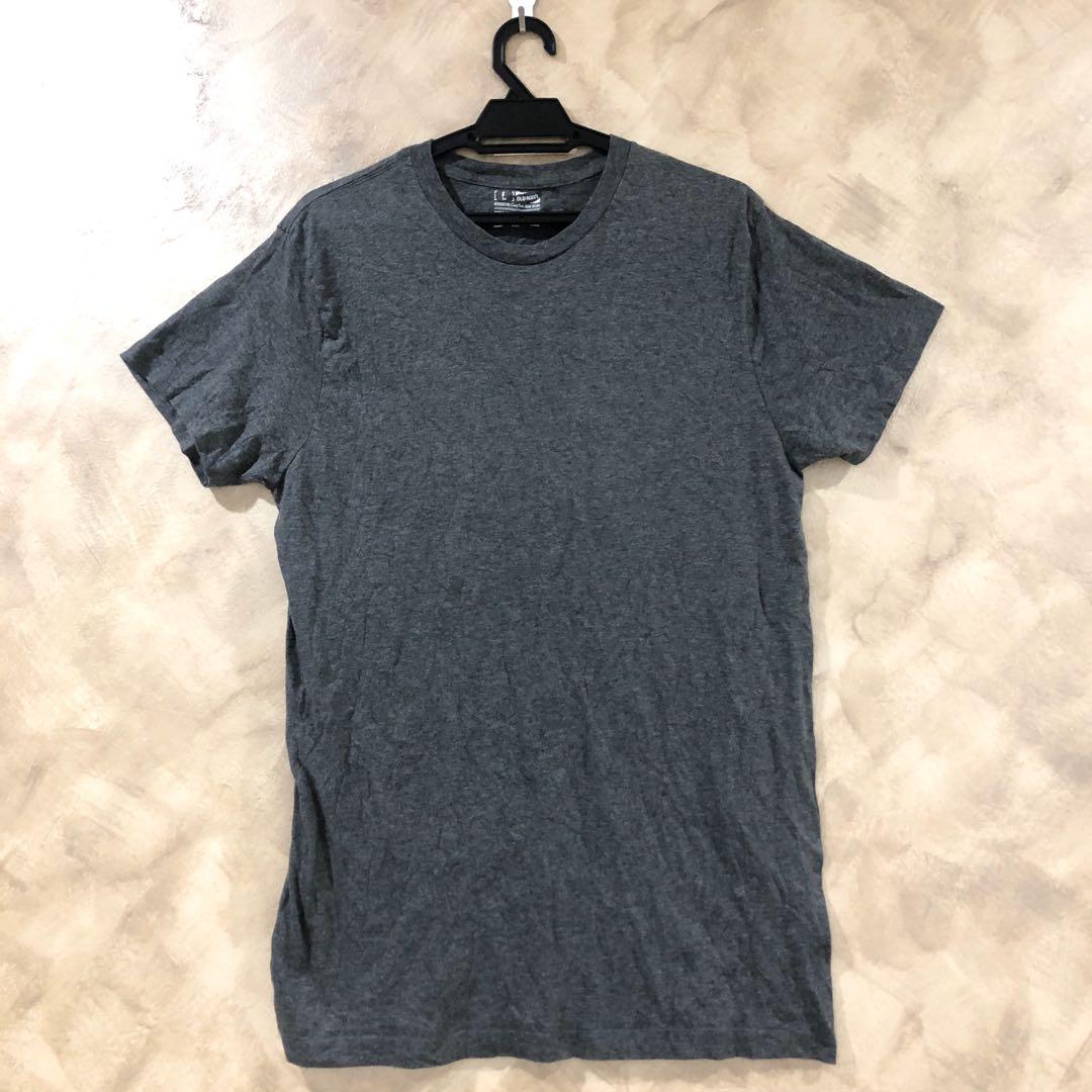Old Navy Plain T Shirt Men S Fashion Clothes Tops On Carousell