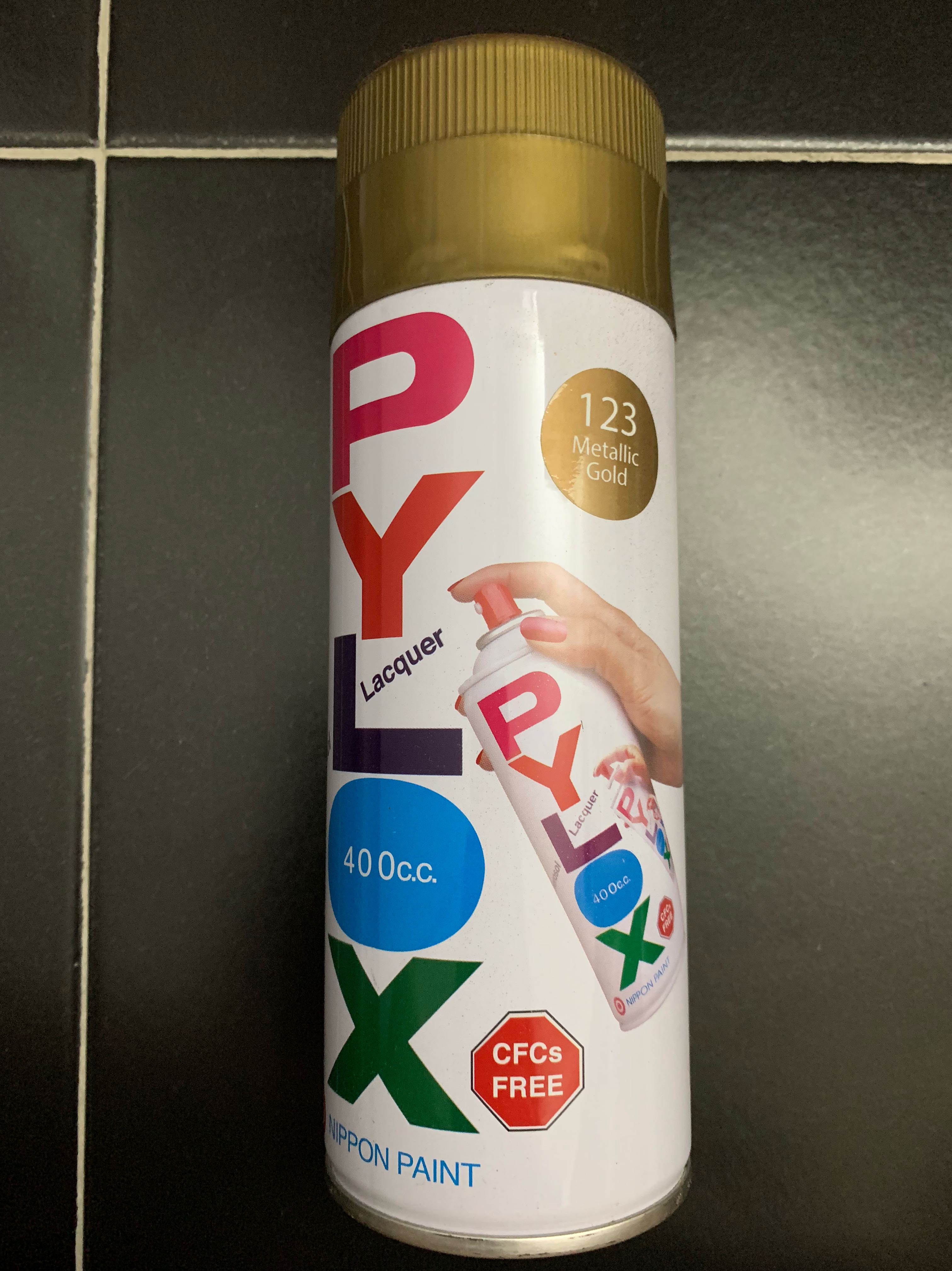 PYLOX SPRAY PAINT 金色 噴漆 (METALLIC GOLD), 興趣及遊戲, 手作＆自家設計, 工藝用品及工具 Carousell