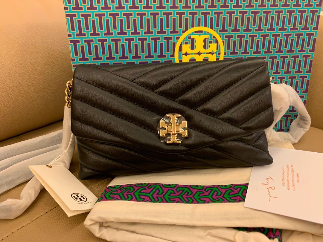 Ready Stock authentic Tory Burch Kira chevronwith sling strap WOC women clutch sling bag crossbody (Category: Bags & Wallets) located in Kuala Lumpur. Submitted by kimberryshop2 (Listing ID 1019229718, Image 1). Description: Ready Stock Authentic Tory Burch Picture taken by Kimberryshop 21*12*4cm The item is 100% authentic obtained from US outlet 🗽 The price is lower due to the items is obtained directly from factory outlet and its tax free. Ple
