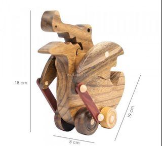 Wooden Flying Dragon