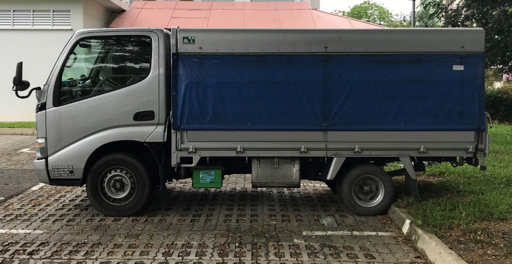 10 ft Lorry with hood - $19640