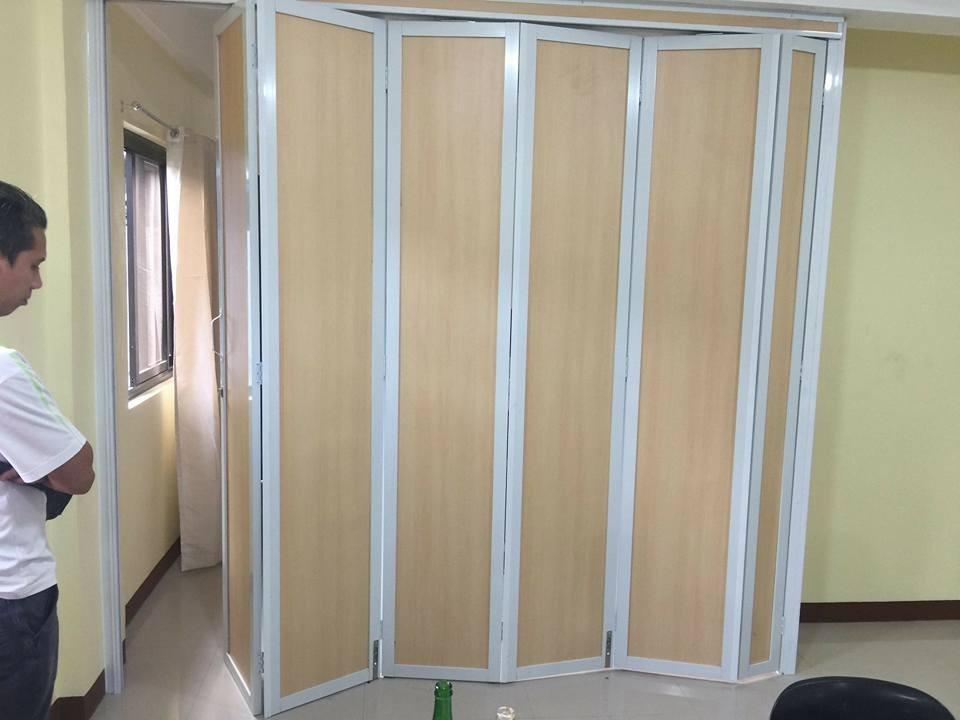ACCORDION WALL LAMINATED PARTITION, Furniture & Home Living, Office