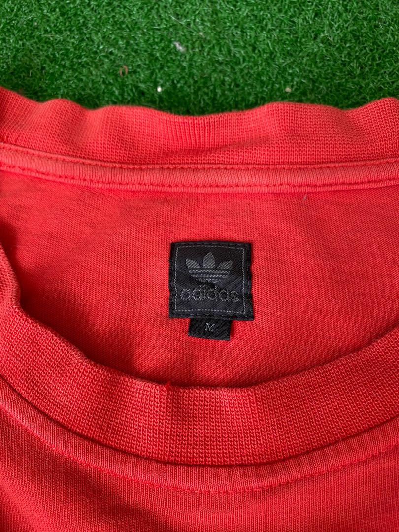 Adidas Bunga (Category: Tshirts & Polo Shirts) located in Kuala Lumpur. Submitted by bundlebythewolf (Listing ID 1019402941, Image 3). Description: ✅ AVAILABLE ITEM ✅ 📌 Tag : ADIDAS 📌 Size : M (Pit : 21.5 Length : 28) 📌 Condition : 8/10 (Pinhole dileher tapi tak nampak bila dipakai) 📌 Price : RM35 FREE POSTAGE, PLUS RM5 FOR SABAH SARAWAK #bundlemurah #bundlemalaysia #bundlemurahmalaysia #bundlekl #bundleperempuanmalaysia #bajubundlelelaki #bu