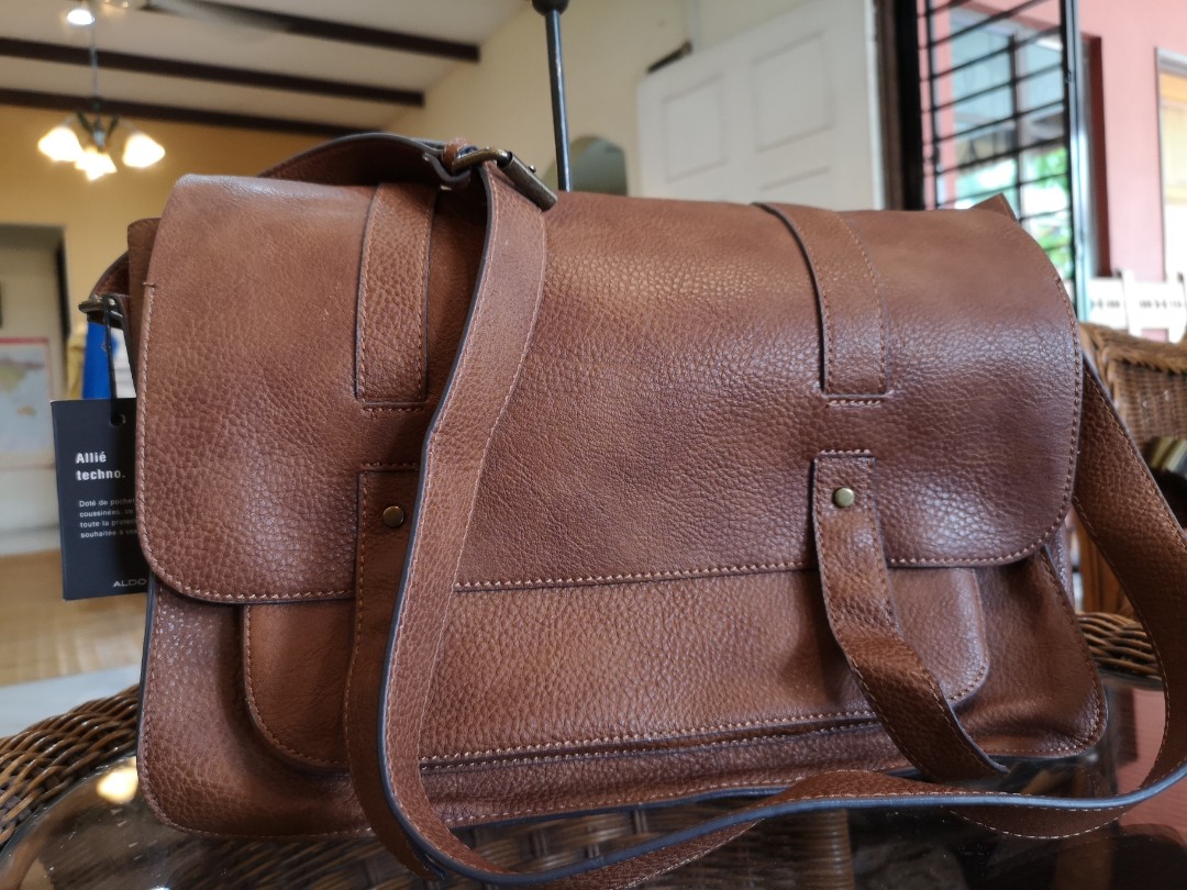 Aldo messenger bag top