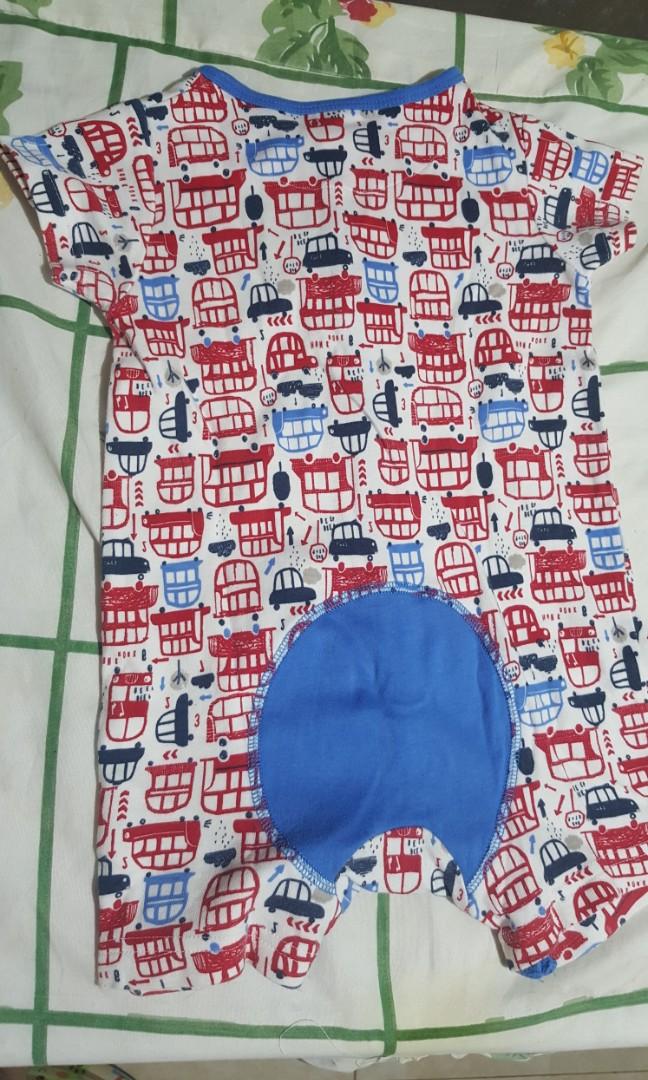 Baby Onesies (Category: Babies & Kids Fashion) located in Cainta. Submitted by jgbags (Listing ID 1019430221, Image 2). Description: Barely used. vguc..