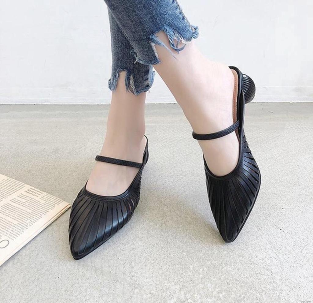 womens black loafer mules