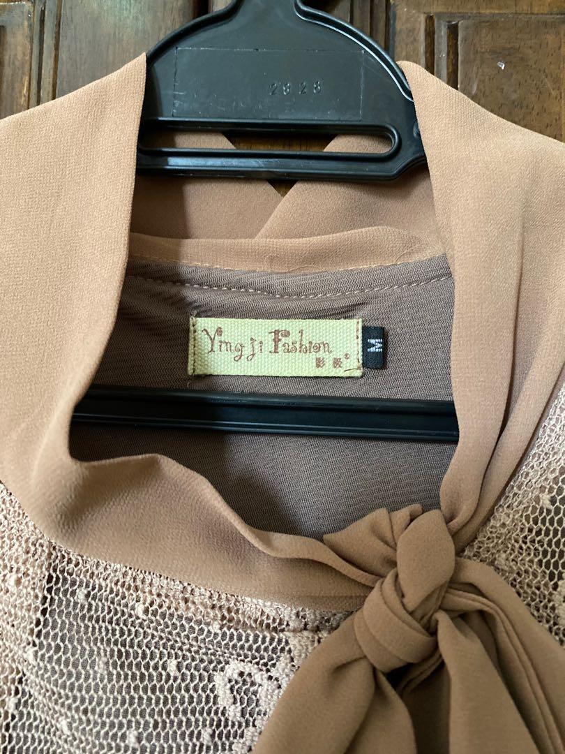 Blouse (Category: Dresses) located in Bangi. Submitted by nrhdayaah (Listing ID 1019419445, Image 3). Description: .
