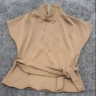 (Kategori: ) berada di . Dikirim oleh hersecondhand (ID iklan 1019438217, Gambar 1). Deskripsi: .