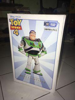 Buzz Lightyear Real Posing