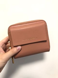 （分類：）位於 。 由 ysummmm 提交（商品編號 1019434384，圖片 1）。簡介： 。